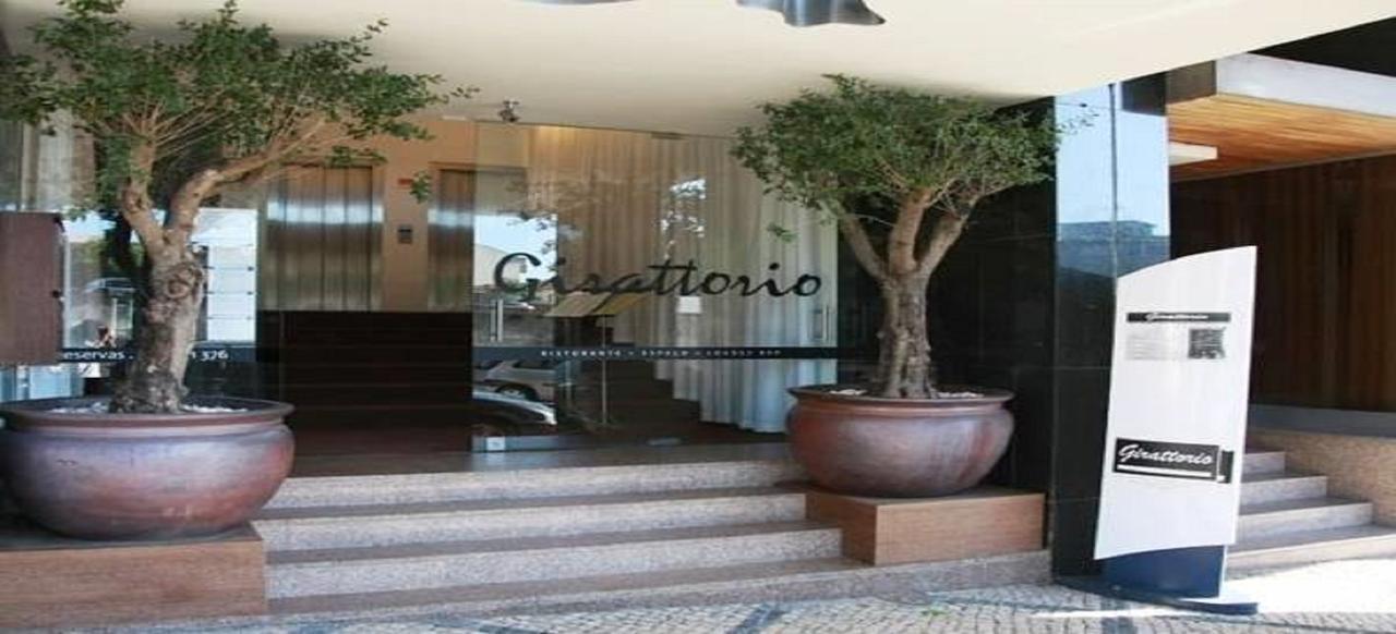 Hotel Dighton Oliveira de Azemeis Exterior photo